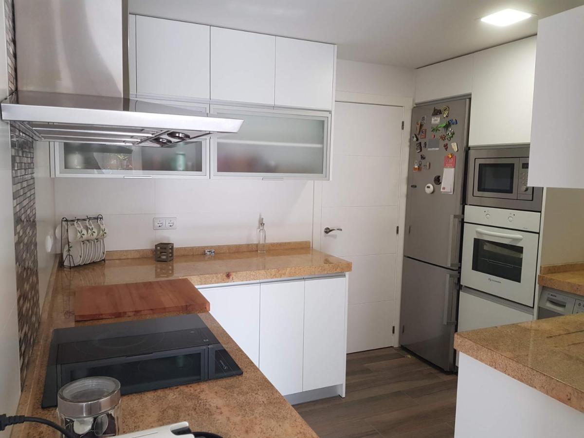 Amplio Apto Con Patio Privado Aranjuez Ngoại thất bức ảnh