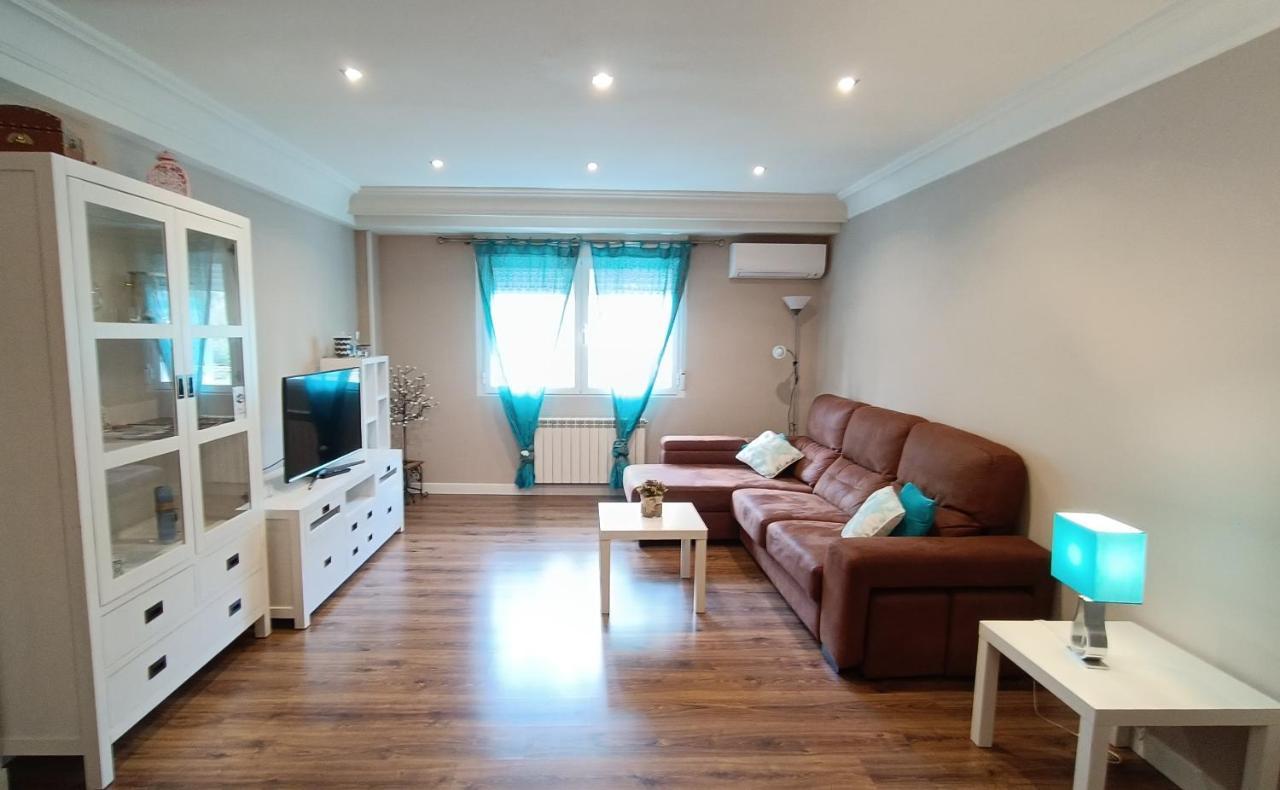 Amplio Apto Con Patio Privado Aranjuez Ngoại thất bức ảnh